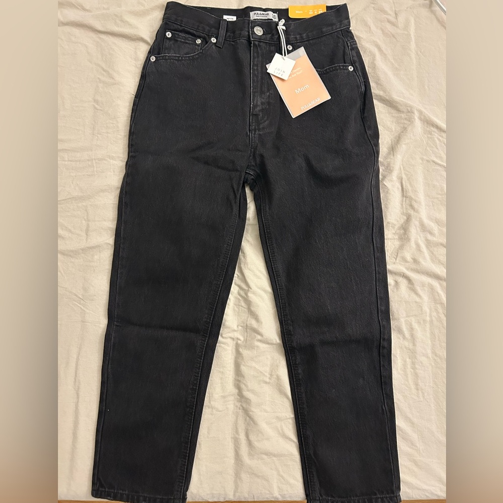 Pull & Bear Women’s Dark Stone Wash Black Mom Jeans